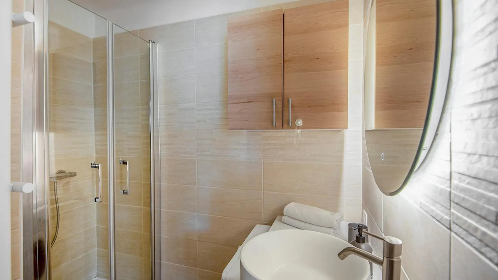 Beautiful Apartment Of 65 M2 In The 8Th Marseilles