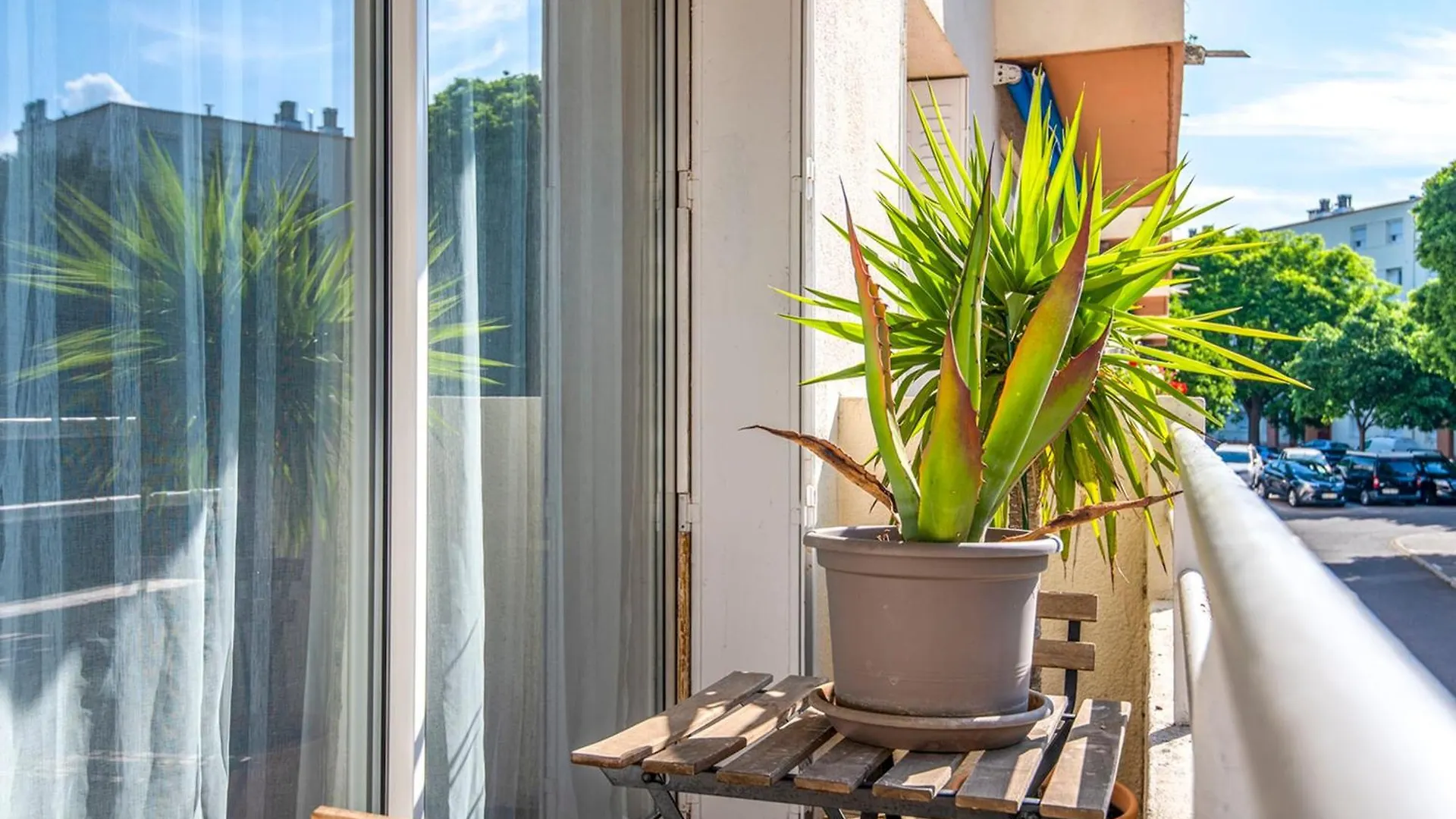 Beautiful Apartment Of 65 M2 In The 8Th Marseilles